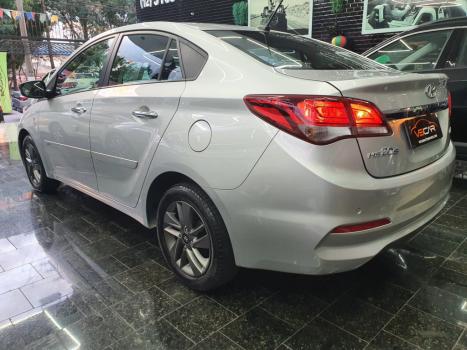 HYUNDAI HB 20 Sedan 1.6 16V 4P FLEX COMFORT COPA DO MUNDO AUTOMTICO, Foto 4
