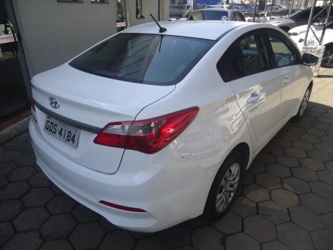 HYUNDAI HB 20 Sedan 1.0 12V 4P FLEX COMFORT STYLE, Foto 3