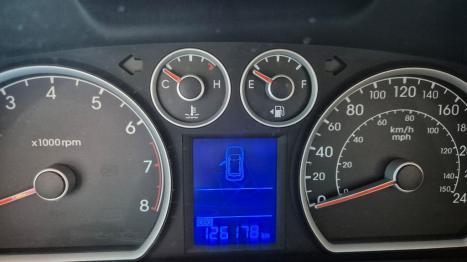 HYUNDAI I30 2.0 16V 4P, Foto 4