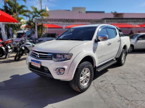 MITSUBISHI L 200 Triton 3.2 16V HPE 4X4 CABINE DUPLA TURBO DIESEL INTERCOOLER AUTOMTICO, Foto 1