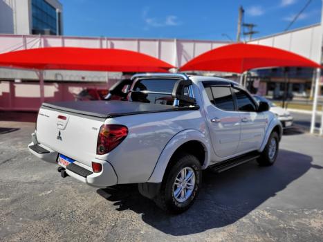 MITSUBISHI L 200 Triton 3.2 16V HPE 4X4 CABINE DUPLA TURBO DIESEL INTERCOOLER AUTOMTICO, Foto 4