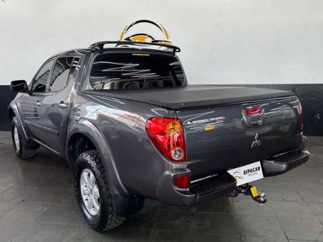 MITSUBISHI L 200 Triton 3.2 16V HPE 4X4 CABINE DUPLA TURBO DIESEL INTERCOOLER AUTOMTICO, Foto 4