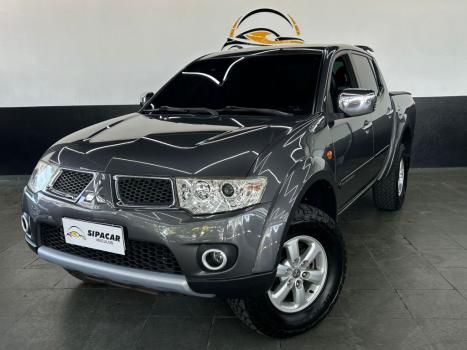 MITSUBISHI L 200 Triton 3.2 16V HPE 4X4 CABINE DUPLA TURBO DIESEL INTERCOOLER AUTOMTICO, Foto 2