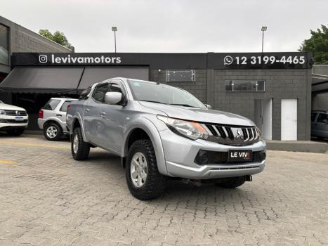 MITSUBISHI L 200 Triton 2.4 16V SPORT GLS CABINE DUPLA TURBO DIESEL, Foto 2