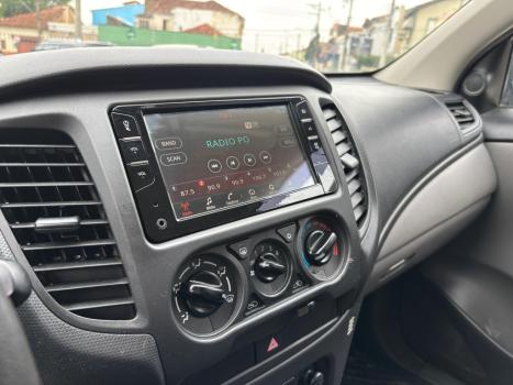 MITSUBISHI L 200 Triton 2.4 16V SPORT GLS CABINE DUPLA TURBO DIESEL, Foto 12