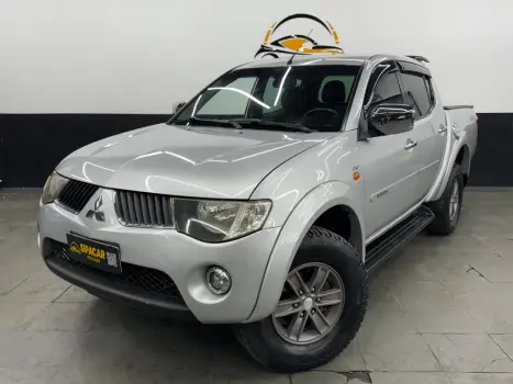 MITSUBISHI L 200 Triton 3.2 16V HPE 4X4 CABINE DUPLA TURBO DIESEL INTERCOOLER AUTOMTICO, Foto 2
