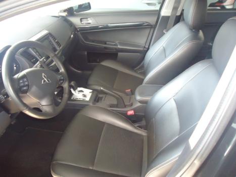 MITSUBISHI Lancer 2.0 16V 4P, Foto 3