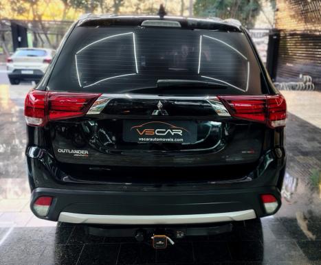 MITSUBISHI Outlander 2.2 16V 4P 4X4 HPE-S AWD DIESEL AUTOMTICO, Foto 7