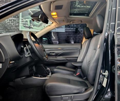 MITSUBISHI Outlander 2.2 16V 4P 4X4 HPE-S AWD DIESEL AUTOMTICO, Foto 10
