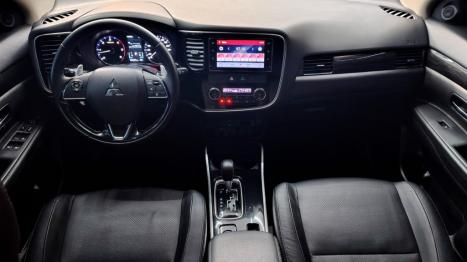 MITSUBISHI Outlander 2.2 16V 4P 4X4 HPE-S AWD DIESEL AUTOMTICO, Foto 14
