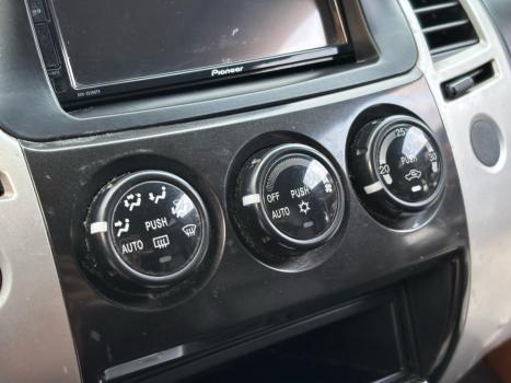 MITSUBISHI Pajero Dakar 3.2 16V 4P HPE S 4X4 TURBO DIESEL INTECOOLER 7 LUGARES AUTOMTICO, Foto 6