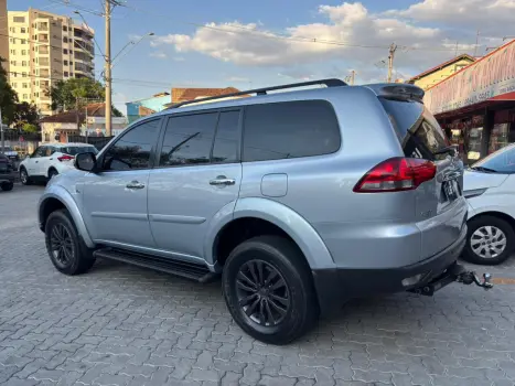 MITSUBISHI Pajero Dakar 3.2 16V 4P HPE S 4X4 TURBO DIESEL INTECOOLER 7 LUGARES AUTOMTICO, Foto 5