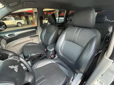 MITSUBISHI Pajero Dakar 3.2 16V 4P HPE S 4X4 TURBO DIESEL INTECOOLER 7 LUGARES AUTOMTICO, Foto 10