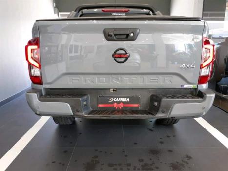 NISSAN Frontier 2.3 16V PRO4X CABINE DUPLA 4X4 BI-TURBO DIESEL AUTOMTICO, Foto 4