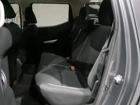 NISSAN Frontier 2.3 ATTACK CABINE DUPLA 4X4 BI-TURBO DIESEL AUTOMTICO, Foto 22
