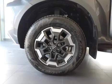 NISSAN Frontier 2.3 16V PLATINUM CABINE DUPLA 4X4 BI-TURBO DIESEL AUTOMTICO, Foto 12