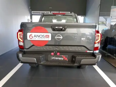 NISSAN Frontier 2.3 16V PLATINUM CABINE DUPLA 4X4 BI-TURBO DIESEL AUTOMTICO, Foto 16
