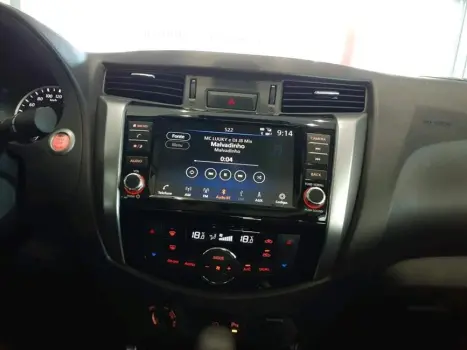 NISSAN Frontier 2.3 16V PLATINUM CABINE DUPLA 4X4 BI-TURBO DIESEL AUTOMTICO, Foto 18