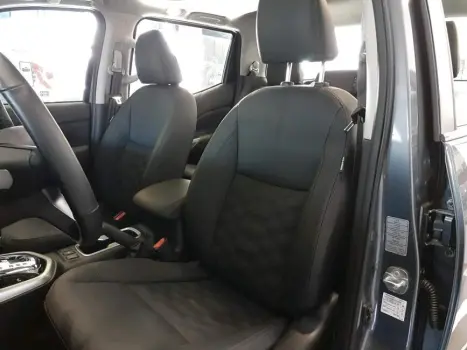 NISSAN Frontier 2.3 16V PLATINUM CABINE DUPLA 4X4 BI-TURBO DIESEL AUTOMTICO, Foto 21