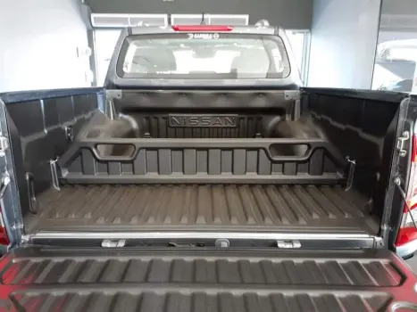 NISSAN Frontier 2.3 16V PLATINUM CABINE DUPLA 4X4 BI-TURBO DIESEL AUTOMTICO, Foto 23