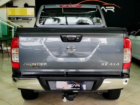 NISSAN Frontier 2.3 16V XE 4X4 CABINE DUPLA BI-TURBO DIESEL AUTOMTICO, Foto 4