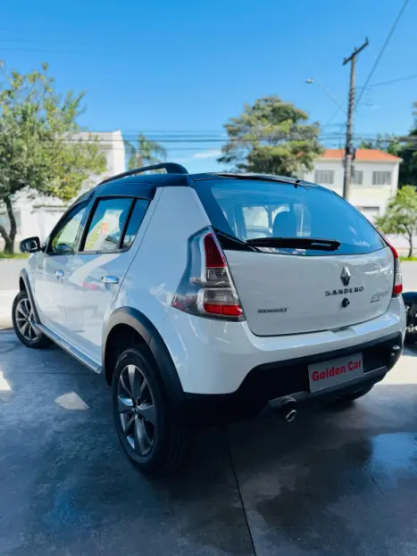 RENAULT Sandero 1.6 16V 4P FLEX STEPWAY RIP CURL, Foto 6