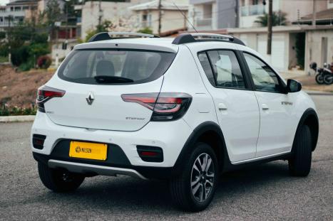 RENAULT Sandero 1.6 16V 4P FLEX STEPWAY AUTOMTICO, Foto 4