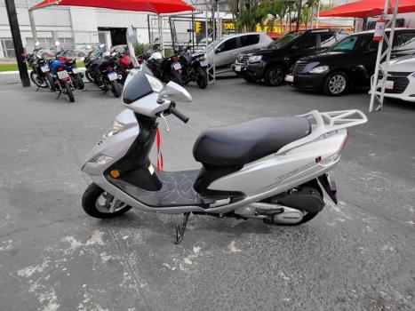 SUZUKI Burgman 125 , Foto 4