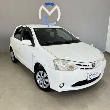 TOYOTA Etios Hatch 1.5 16V 4P FLEX XS, Foto 1