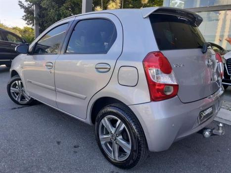 TOYOTA Etios Hatch 1.5 16V 4P FLEX XS AUTOMTICO, Foto 3