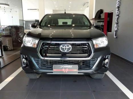 TOYOTA Hilux Caminhonete 2.8 4X4 DIESEL CABINE SIMPLES, Foto 2