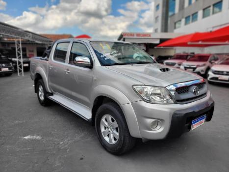 TOYOTA Hilux Caminhonete 3.0 4P 4X4 SRV TURBO DIESEL CABINE DUPLA AUTOMTICO, Foto 3