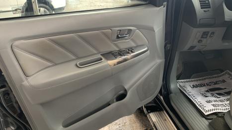 TOYOTA Hilux Caminhonete 3.0 4P 4X4 SRV TURBO DIESEL CABINE DUPLA AUTOMTICO, Foto 2