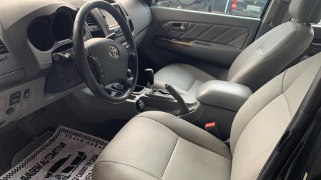 TOYOTA Hilux Caminhonete 3.0 4P 4X4 SRV TURBO DIESEL CABINE DUPLA AUTOMTICO, Foto 4