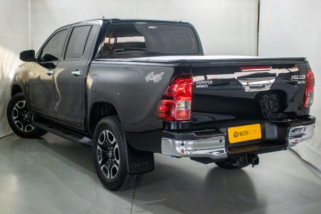 TOYOTA Hilux Caminhonete 2.8 16V SRV 4X4 DIESEL CABINE DUPLA AUTOMTICO, Foto 4