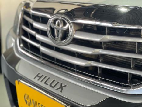 TOYOTA Hilux Caminhonete 3.0 16V 4P 4X4 SRV TURBO DIESEL, Foto 8
