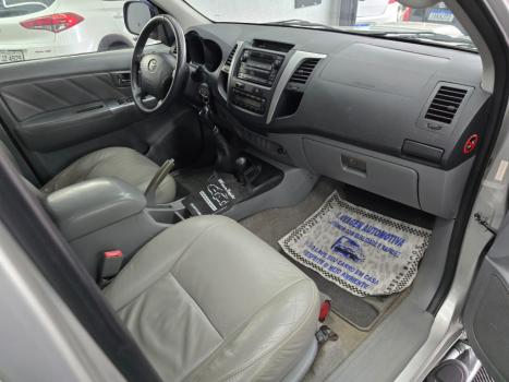 TOYOTA Hilux Caminhonete 3.0 4P 4X4 SRV TURBO DIESEL CABINE DUPLA, Foto 2