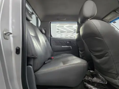 TOYOTA Hilux Caminhonete 3.0 4P 4X4 SRV TURBO DIESEL CABINE DUPLA, Foto 20