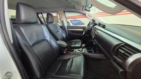 TOYOTA Hilux Caminhonete 2.8 16V SRV 4X4 DIESEL CABINE DUPLA AUTOMTICO, Foto 9