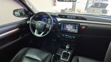 TOYOTA Hilux Caminhonete 2.8 16V SRV 4X4 DIESEL CABINE DUPLA AUTOMTICO, Foto 12