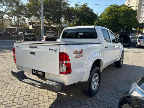 TOYOTA Hilux Caminhonete 3.0 4P 4X4 DIESEL CABINE DUPLA, Foto 4