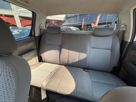 TOYOTA Hilux Caminhonete 3.0 4P 4X4 DIESEL CABINE DUPLA, Foto 13