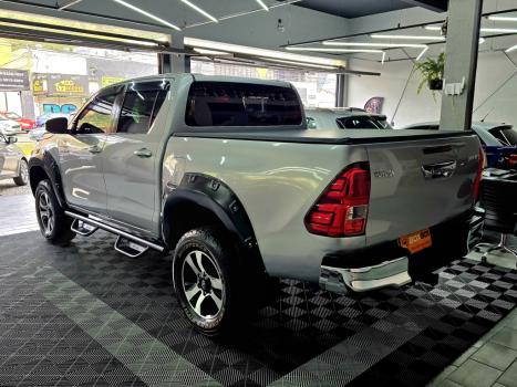 TOYOTA Hilux Caminhonete 2.7 16V 4P SR FLEX CABINE DUPLA, Foto 3