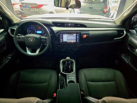 TOYOTA Hilux Caminhonete 2.7 16V 4P SR FLEX CABINE DUPLA, Foto 7