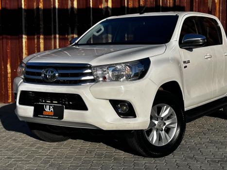 TOYOTA Hilux Caminhonete 2.7 16V 4P SRV FLEX 4X4  CABINE DUPLA AUTOMTICO, Foto 4
