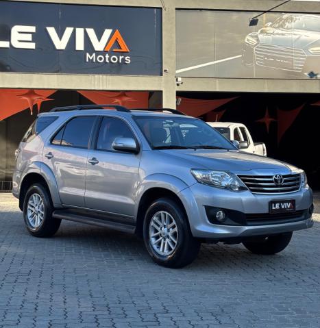 TOYOTA Hilux SW4 2.7 16V 4P SR FLEX AUTOMTICO, Foto 2