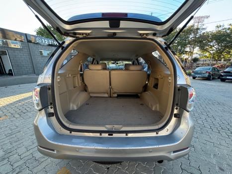 TOYOTA Hilux SW4 2.7 16V 4P SR FLEX AUTOMTICO, Foto 12