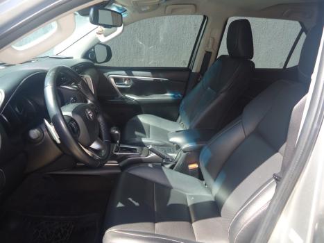 TOYOTA Hilux SW4 2.8 16V 4P SRX PLATINUM 4X4 7 LUGARES TURBO DIESEL AUTOMTICO, Foto 5
