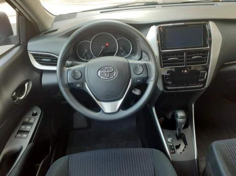 TOYOTA Yaris Hatch 1.5 16V 4P FLEX XL PLUS CONNECT MULTIDRIVE AUTOMTICO CVT, Foto 5