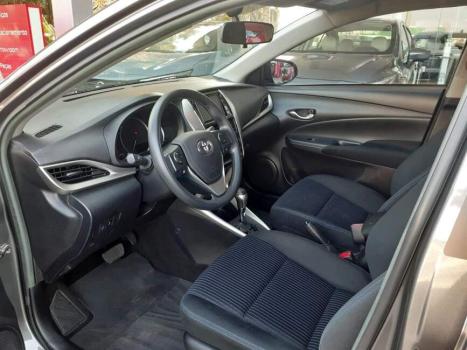 TOYOTA Yaris Hatch 1.5 16V 4P FLEX XL PLUS CONNECT MULTIDRIVE AUTOMTICO CVT, Foto 26